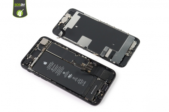 Guide photos remplacement ecran complet assemblé iPhone SE (2nde Generation) (Etape 11 - image 1)