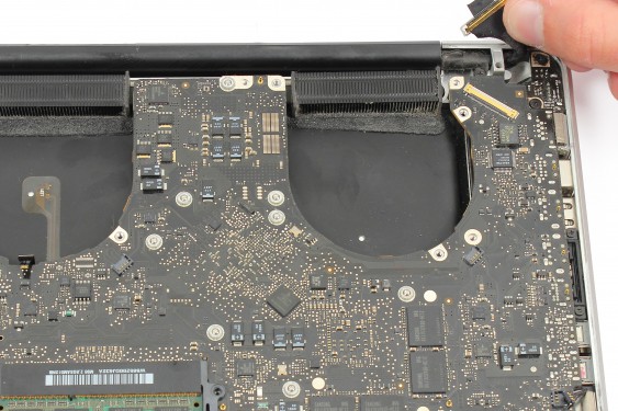 Guide photos remplacement radiateur du processeur et de la carte graphique MacBook Pro 15" Fin 2008 - Début 2009 (Modèle A1286 - EMC 2255) (Etape 25 - image 4)