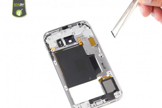 Guide photos remplacement bouton power Samsung Galaxy S6 Edge (Etape 8 - image 4)