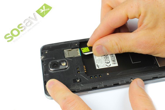 Guide photos remplacement prise jack + haut-parleur interne (Etape 4 - image 4)