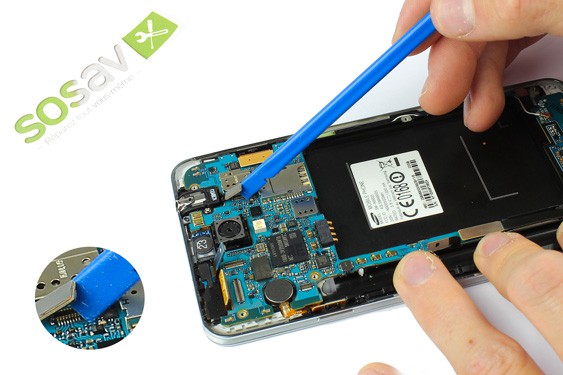 Guide photos remplacement prise jack + haut-parleur interne (Etape 10 - image 4)