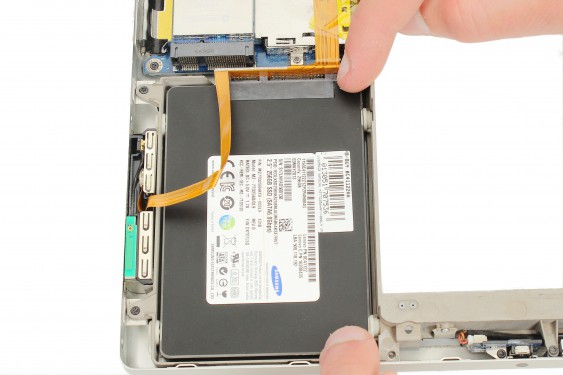 Guide photos remplacement disque dur mécanique vers ssd Macbook Pro 17"  Modèles A1151, A1212, 1229 & A1261 (Etape 29 - image 3)