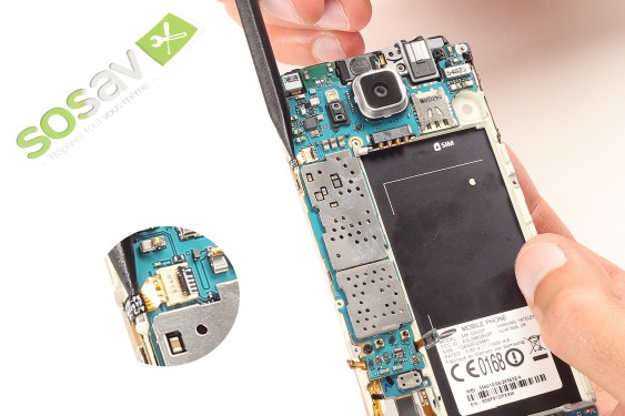 Guide photos remplacement connecteur de charge Samsung Galaxy Alpha (Etape 15 - image 1)