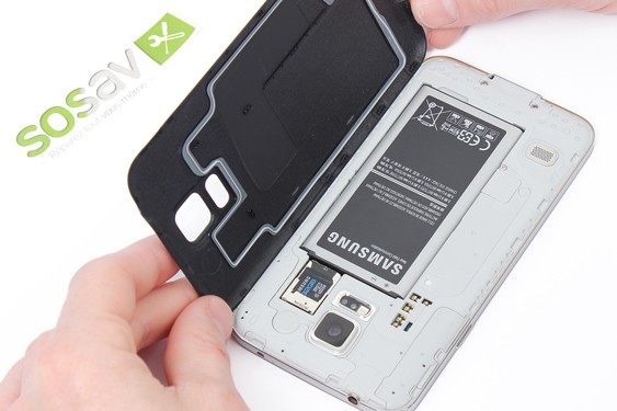 Guide photos remplacement batterie Samsung Galaxy S5 (Etape 2 - image 4)