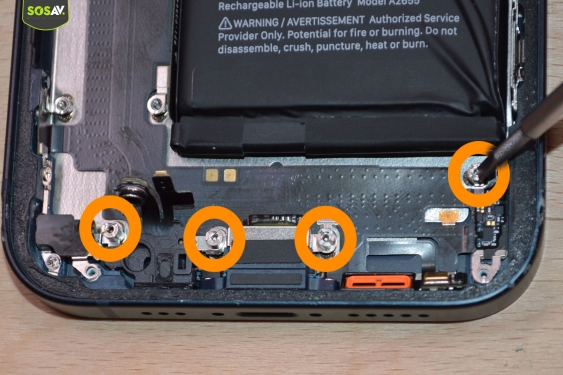 Guide photos remplacement connecteur de charge iPhone 13 (Etape 16 - image 1)