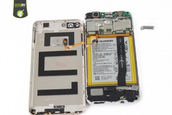 Guide photos remplacement connecteur de charge Huawei P Smart (Etape 9 - image 3)