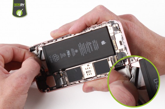 Guide photos remplacement nappe power, vibreur, volume, flash et micro externe iPhone 6S (Etape 14 - image 1)