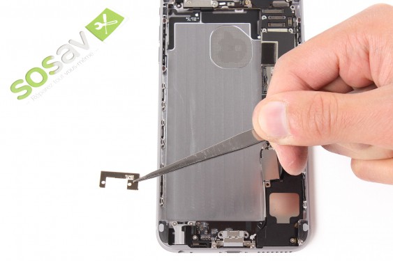 Guide photos remplacement vibreur et câble d'interconnexion iPhone 6 Plus (Etape 16 - image 2)