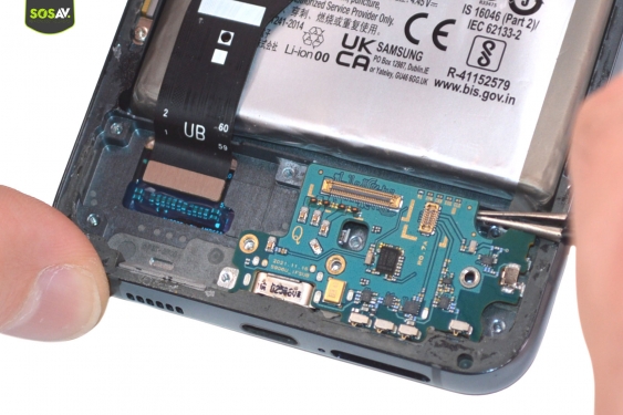 Guide photos remplacement connecteur de charge Galaxy S22+ (Etape 9 - image 2)