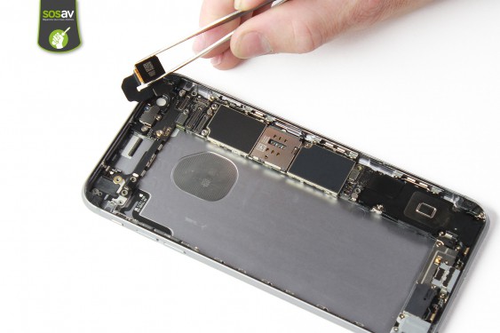Guide photos remplacement connecteur de charge iPhone 6S Plus (Etape 27 - image 3)
