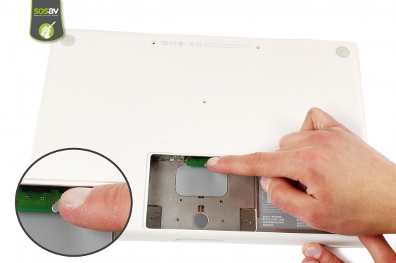 Guide photos remplacement connecteur batterie Macbook Core 2 Duo (A1181 / EMC2200) (Etape 5 - image 4)
