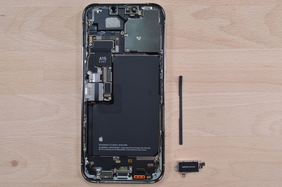 Guide photos remplacement batterie iPhone 13 Pro Max (Etape 8 - image 5)