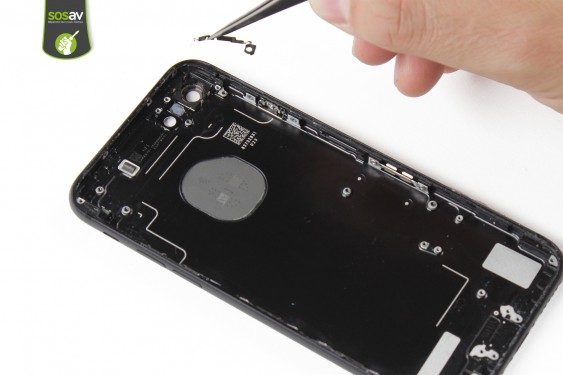 Guide photos remplacement châssis interne iPhone 7 (Etape 58 - image 3)