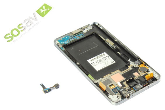 Guide photos remplacement caméra avant + capteur proximité  (Etape 17 - image 1)