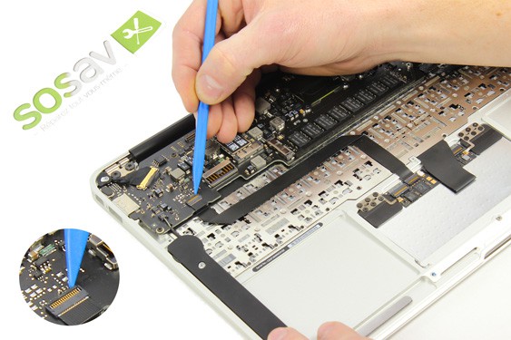 Guide photos remplacement ecran MacBook Air 11" Fin 2010 (EMC 2393) (Etape 22 - image 1)