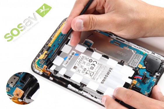 Guide photos remplacement nappe de liaison de l'écran lcd Samsung Galaxy Tab 2 7" (Etape 13 - image 2)