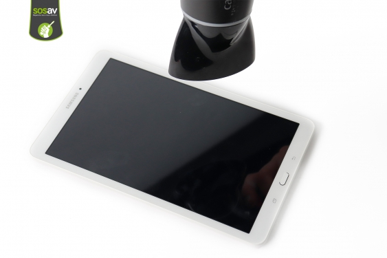 Guide photos remplacement caméra avant Galaxy Tab E 9.6 (2015) (Etape 2 - image 1)