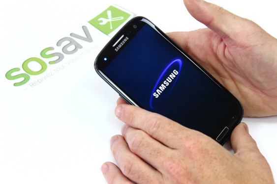 Guide photos remplacement vitre tactile Samsung Galaxy S3 (Etape 1 - image 4)