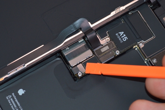 Guide photos remplacement ecran iPhone 13 Pro Max (Etape 4 - image 4)