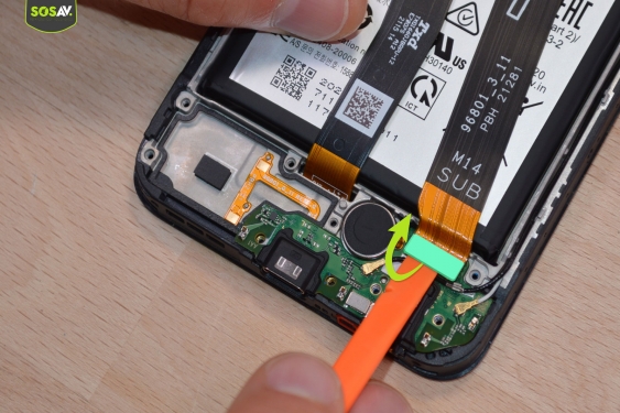Guide photos remplacement connecteur de charge Galaxy A22 (5G) (Etape 8 - image 1)