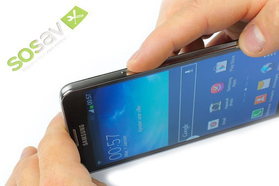 Guide photos remplacement caméra avant + capteur proximité  (Etape 1 - image 1)