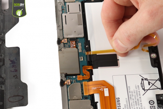 Guide photos remplacement bouton home & capteur d'empreinte Galaxy Tab S3 9.7 (Etape 18 - image 2)