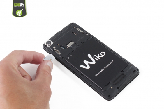 Guide photos remplacement carte sim Wiko Lenny 4 (Etape 4 - image 3)