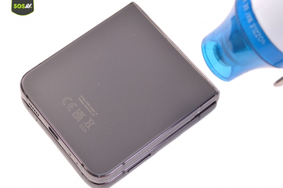 Guide photos remplacement connecteur de charge Galaxy Z Flip4 (Etape 3 - image 1)