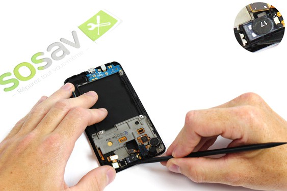 Guide photos remplacement hp interne + vibreur + prise jack Samsung Galaxy S2 (Etape 23 - image 1)