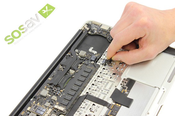 Guide photos remplacement clavier MacBook Air 11" Fin 2010 (EMC 2393) (Etape 21 - image 2)