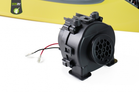 Guide photos remplacement témoin de batterie Aspirateur Karcher FC5 (Etape 14 - image 1)