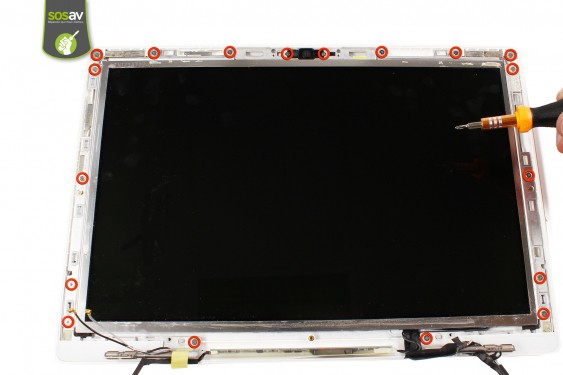 Guide photos remplacement dalle lcd Macbook Core 2 Duo (A1181 / EMC2200) (Etape 30 - image 4)