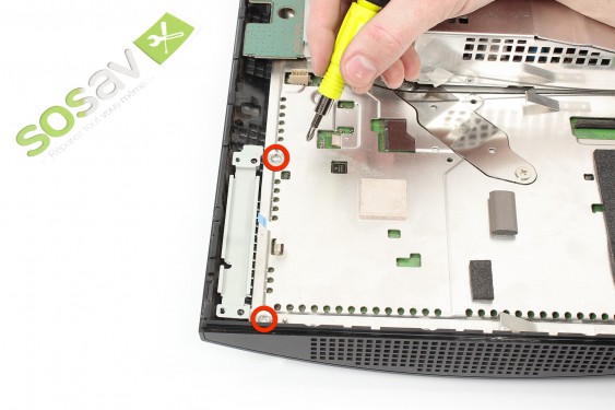 Guide photos remplacement interrupteur on/off + prise alimentation Playstation 3 Fat (Etape 17 - image 1)