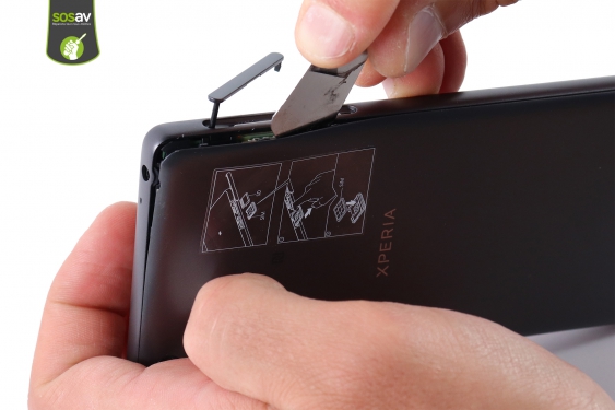 Guide photos remplacement caméra arrière / carte mère Xperia E5 (Etape 4 - image 2)