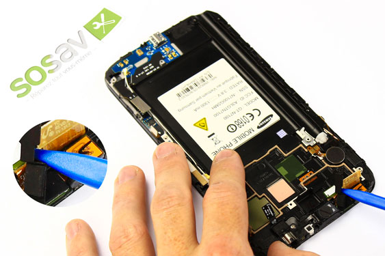 Guide photos remplacement caméra avant + capteur de proximité  (Etape 20 - image 2)