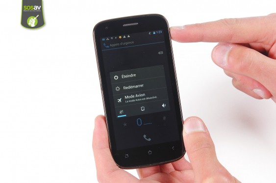 Guide photos remplacement coque arrière Wiko Cink Peax 2 (Etape 1 - image 1)