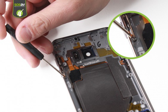 Guide photos remplacement nappe des boutons de volume Samsung Galaxy S6 Edge + (Etape 8 - image 3)