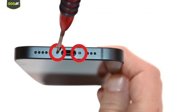 Guide photos remplacement connecteur de charge iPhone 16e (Etape 2 - image 1)
