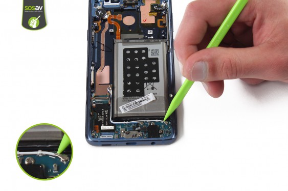Guide photos remplacement connecteur de charge Galaxy S9+ (Etape 23 - image 1)