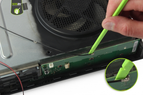 Guide photos remplacement carte de gestion / antenne wifi Xbox One (Etape 15 - image 1)