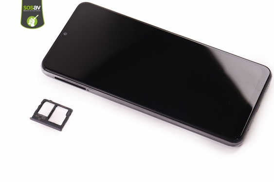 Guide photos remplacement nappe bouton power Galaxy A32 (Etape 2 - image 4)