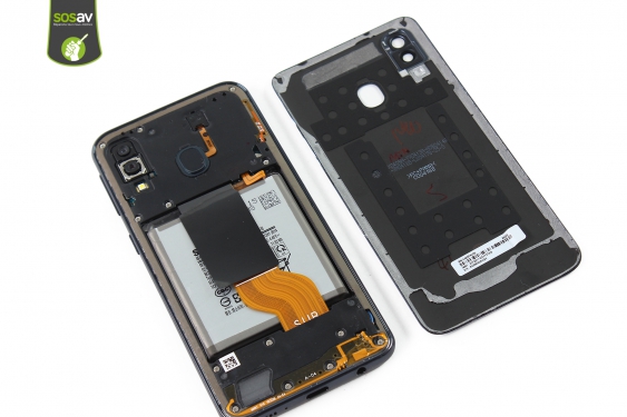 Guide photos remplacement batterie Galaxy A40 (Etape 8 - image 1)