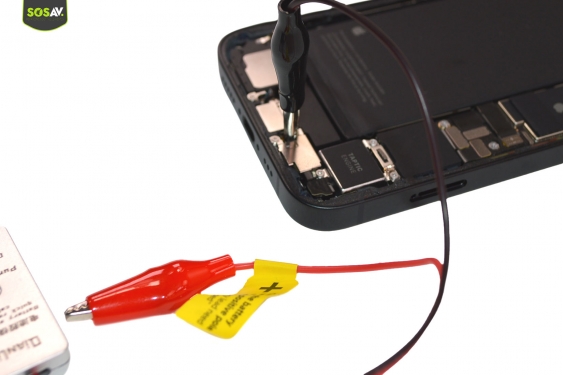 Guide photos remplacement batterie iPhone 16e (Etape 6 - image 2)