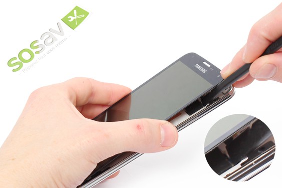 Guide photos remplacement connecteur de charge Samsung Galaxy S5 (Etape 14 - image 1)