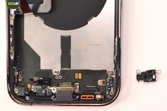 Guide photos remplacement connecteur de charge iPhone 14 Pro (Etape 14 - image 5)
