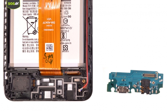 Guide photos remplacement connecteur de charge Galaxy A04s (Etape 10 - image 2)