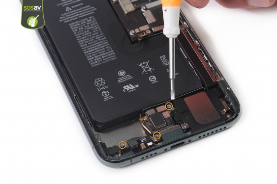 Guide photos remplacement connecteur de charge iPhone 11 Pro Max (Etape 12 - image 1)
