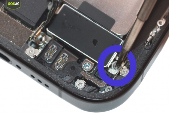 Guide photos remplacement connecteur de charge iPhone 16 Pro (Etape 8 - image 2)