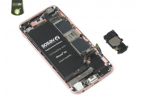 Guide photos remplacement connecteur de charge, prise jack et micro iPhone 6S (Etape 17 - image 1)