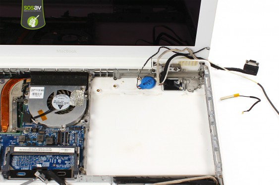 Guide photos remplacement antenne bluetooth Macbook Core 2 Duo (A1181 / EMC2200) (Etape 24 - image 1)